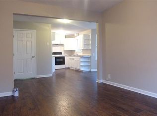 103 N Texas St, Madisonville, TX 77864