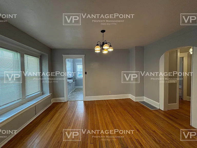 330 S Quincy St #1 — Photo 7