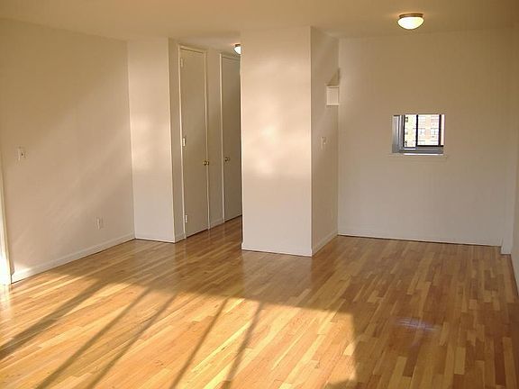 2nd image of 256 E 125th St APT 20