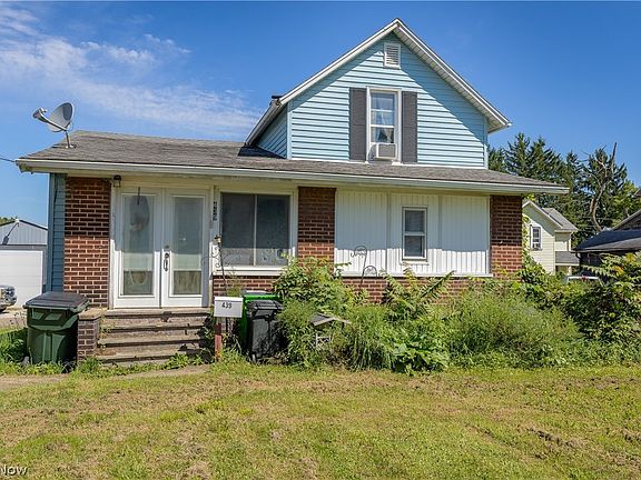 2nd image of 439 W Main St