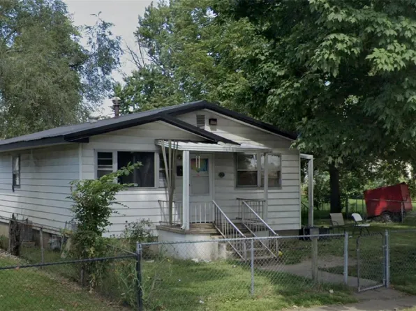 2037 Rhodes St, Madison, IL 62060