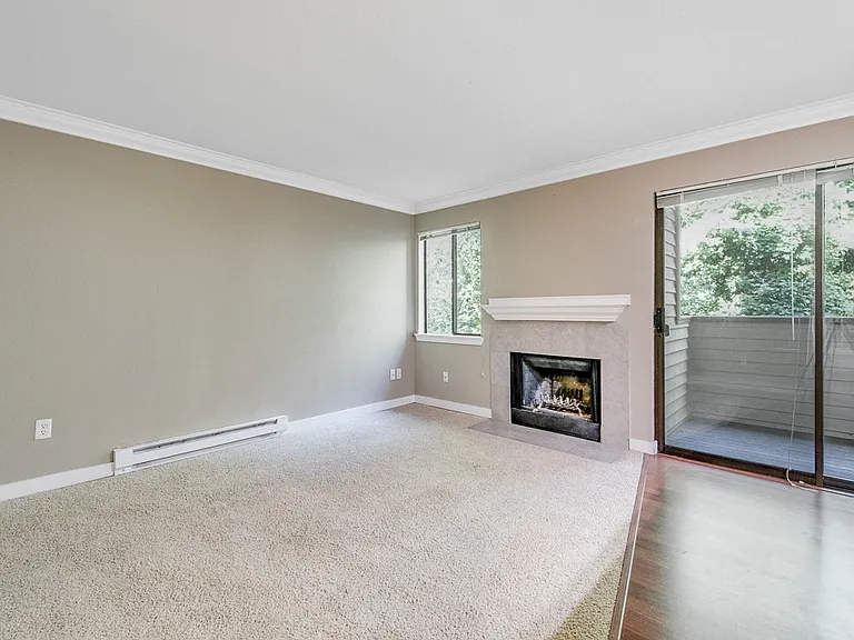 Whispering Brook Apartments — Photo 8