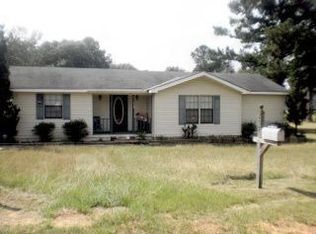 237 Craigs Ave, Deatsville, AL 36022