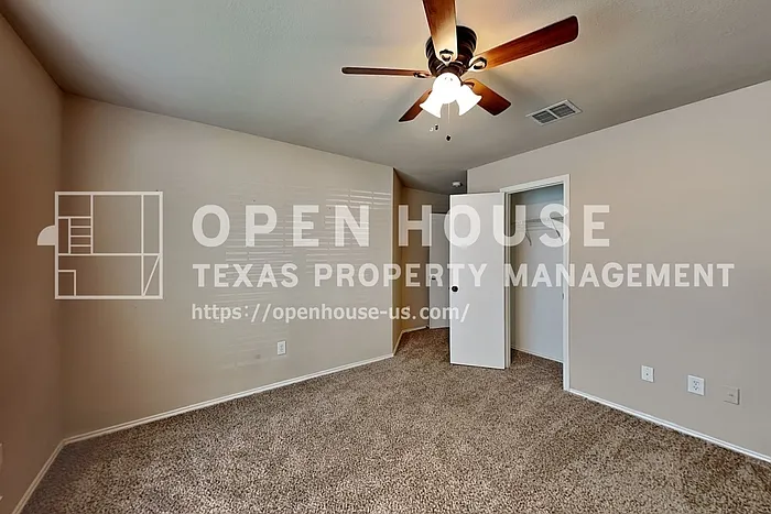 5561 Spring Ridge Dr — Photo 13