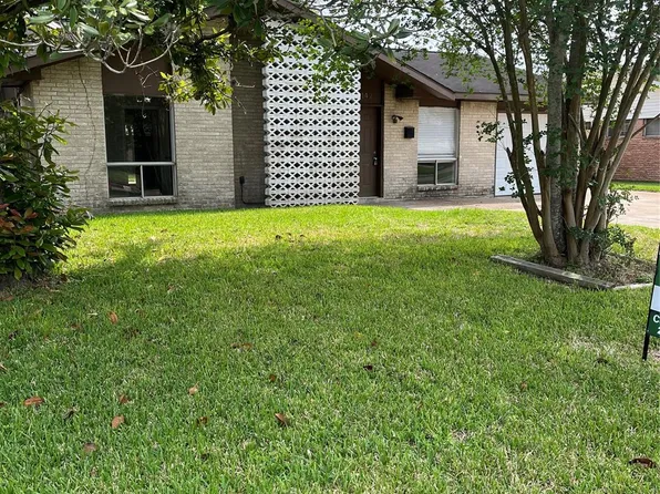 5142 Madden Ln, Houston, TX 77048