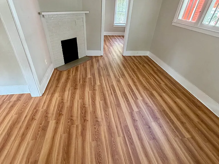 441 W Church St — Photo 6