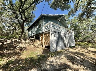 571 Firefly Dr, Canyon Lake, TX 78133