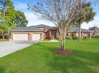 8223 Forest Lake Dr, Conway, SC 29526