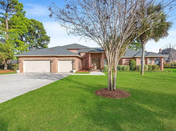 8223 Forest Lake Dr., Conway, SC 29526