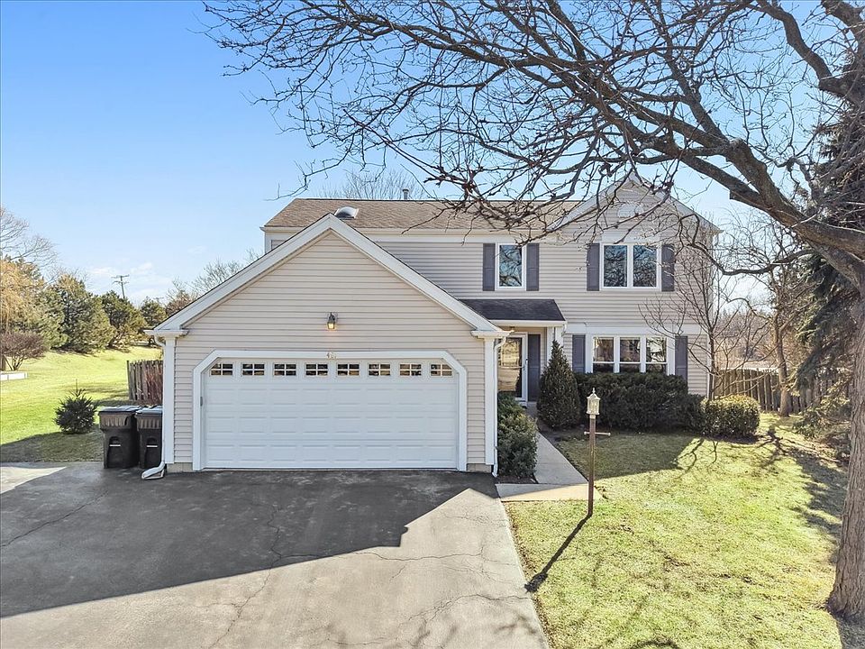 1st image of 481 Pheasant Ridge Rd