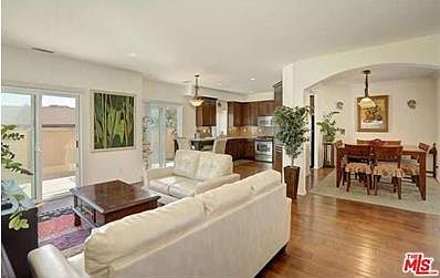 4th image of 18414 Ashley Ave