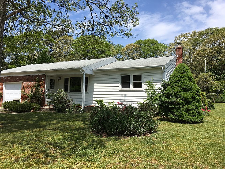 1st image of 12 Stonewood Ln