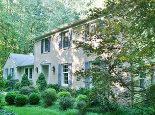 2 Fork Springs Ct, Baldwin, MD 21013