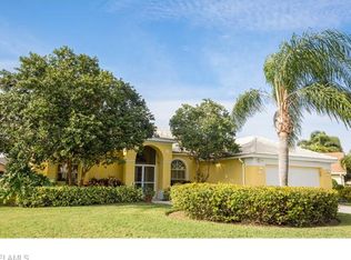14701 Lake Olive Dr, Fort Myers, FL 33919
