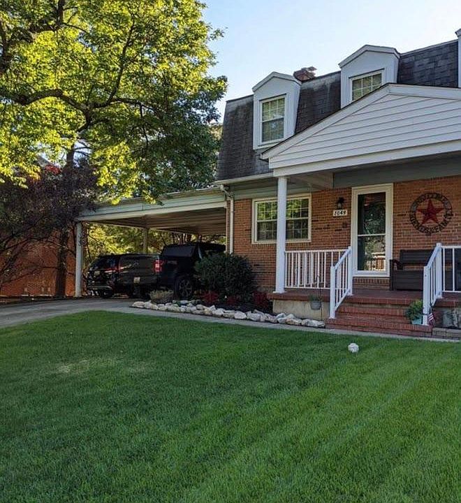 1st image of 1049 Cayer Dr