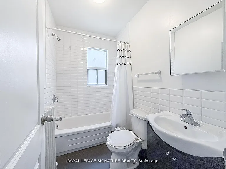 394 Dovercourt Rd #34 — Photo 11