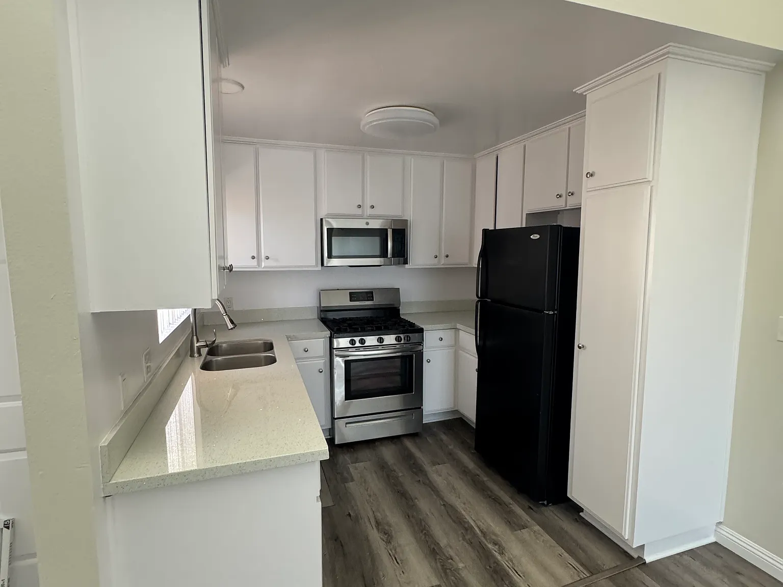 530 E Santa Anita Ave — Photo 1