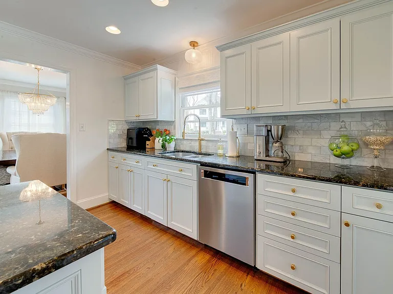 3221 Sunset Dr — Photo 20
