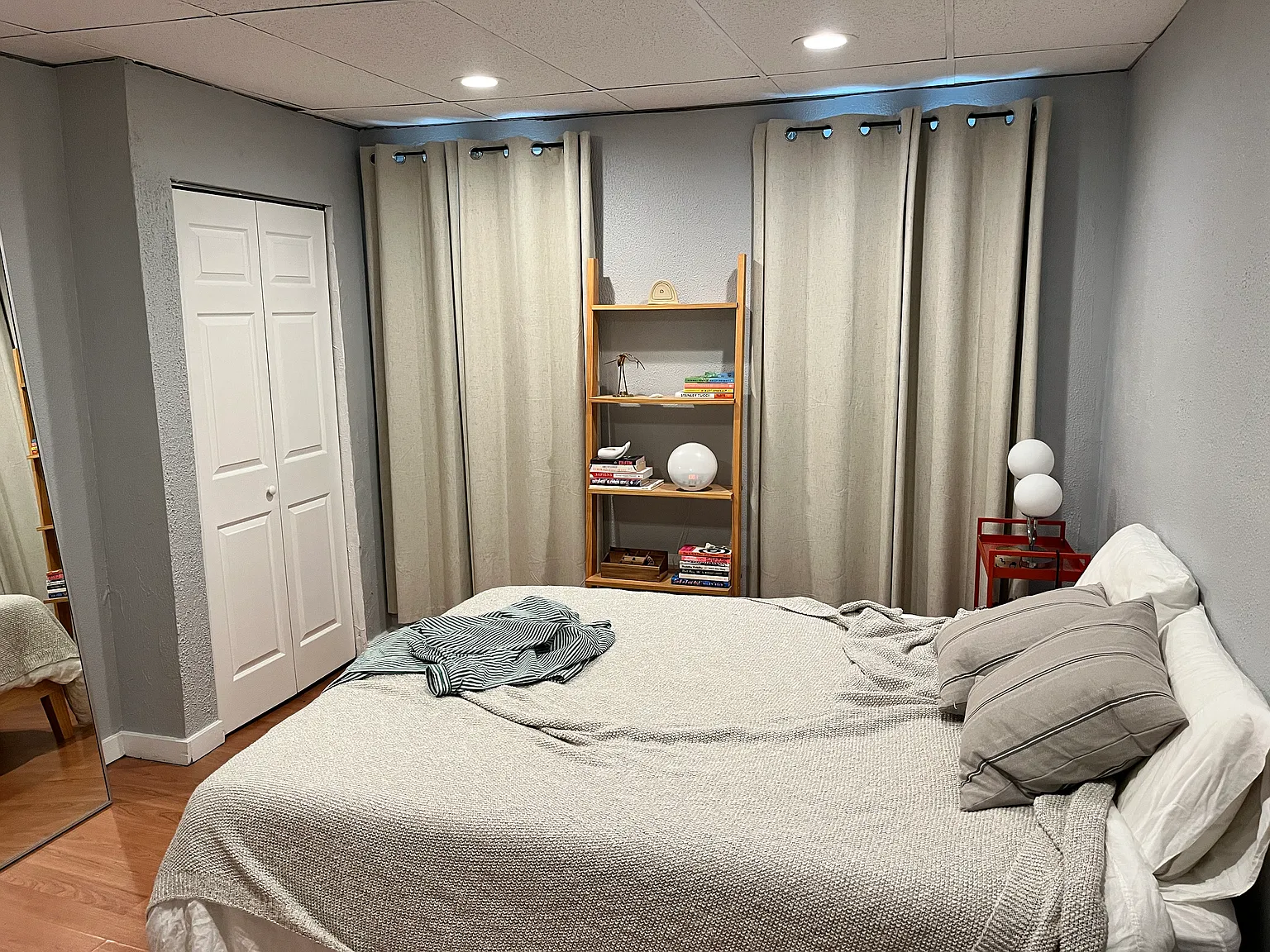 2 bed, $1,400 — Photo 4