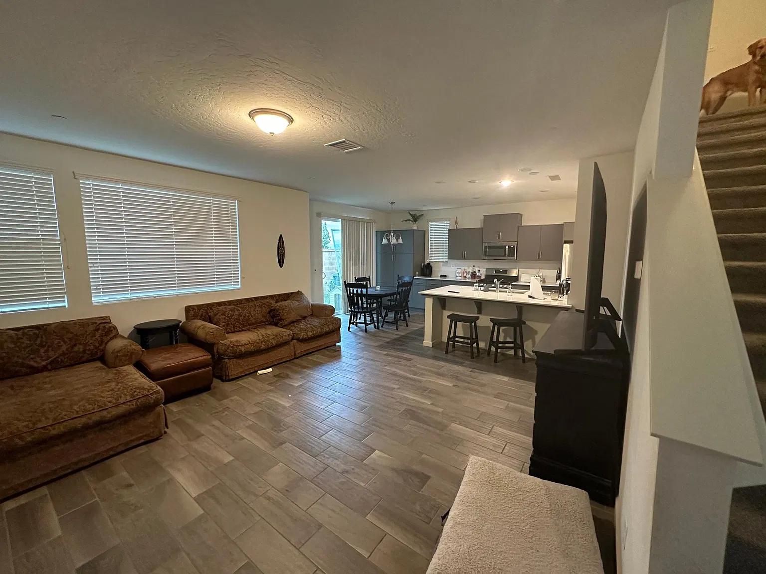 2597 Commonwood Ln — Photo 2