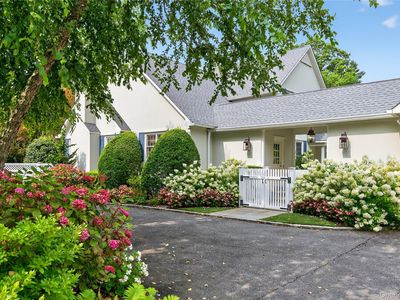 11 Morgan Lane, Locust Valley, NY, 11560