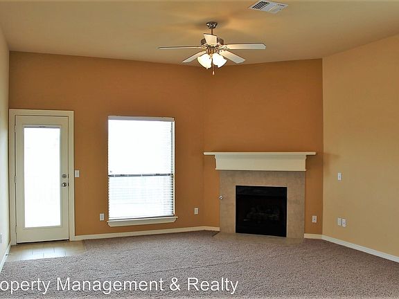 3rd image of 17600 Pond Walk Ct