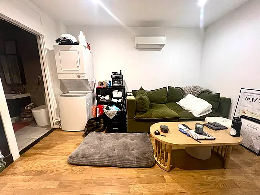 Rented by Doorway NYC, LLC | media 6