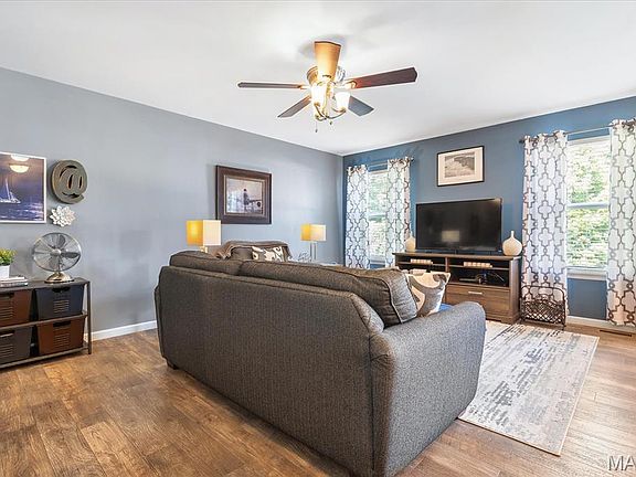 5th image of 1809 Hyland Green Dr