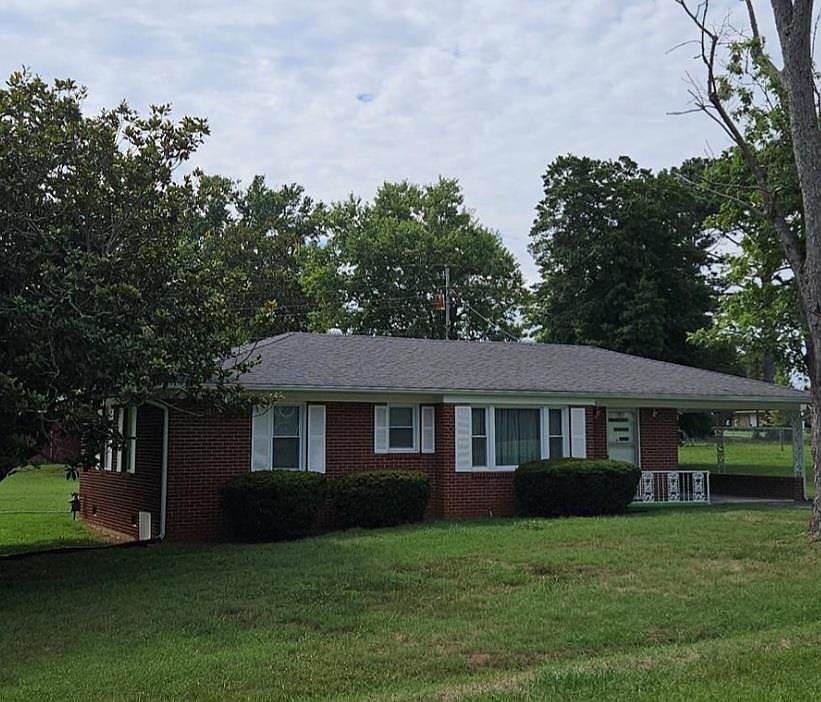 1st image of 132 S Turner Dr
