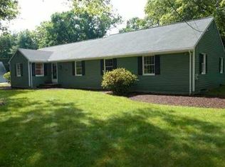 17 Payson Ln, Cumberland, RI 02864
