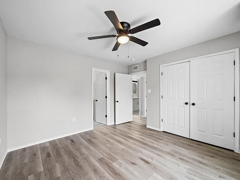 Saphira Apartments — Photo 14
