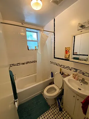 Rented by Mdays Realty | media 20