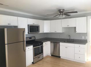 65 Amherst St APT B, Charleston, SC 29403