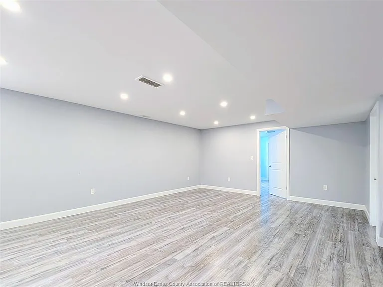 1192 Copeland Ave — Photo 20