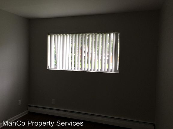 4th image of 2620 N Gettysburg Ave APT 8