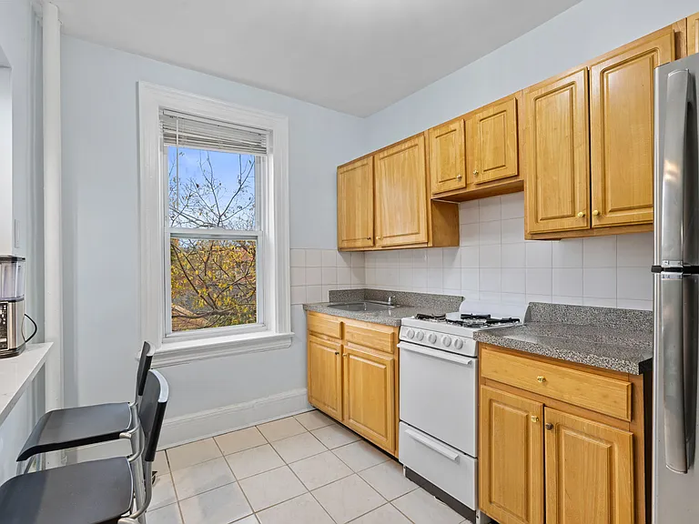 7508 Park Ave #104 — Photo 4