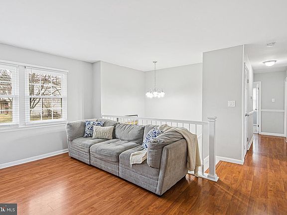 3rd image of 9982 Cape Ann Dr