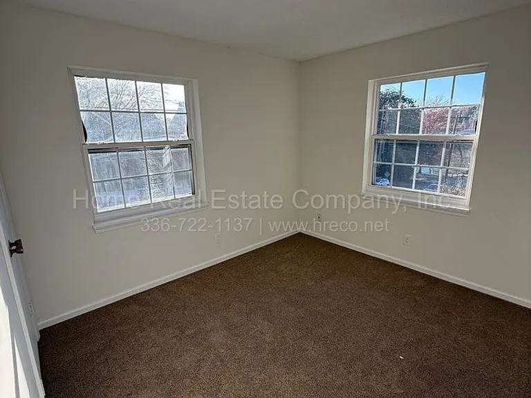 1025 Carolina Ave #C — Photo 3