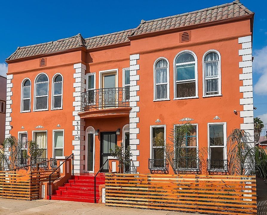 1st image of 531 N Soto St APT 6