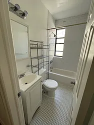 Rented by CITY SKYLINE REALTY INC