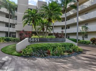 5851 Camino Del Sol APT 402, Boca Raton, FL 33433