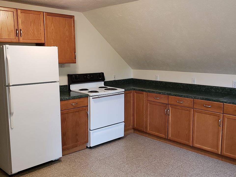 Triplex located in the heart of Manistee 723 Ramsdell St Manistee MI