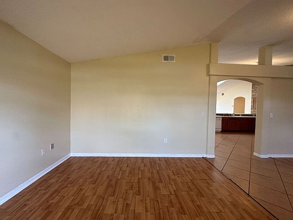 5th image of 857 Blanc Ct