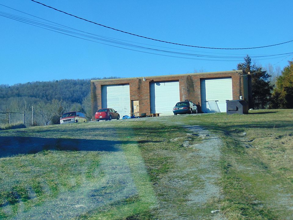 2nd image of 2356 Highway 63