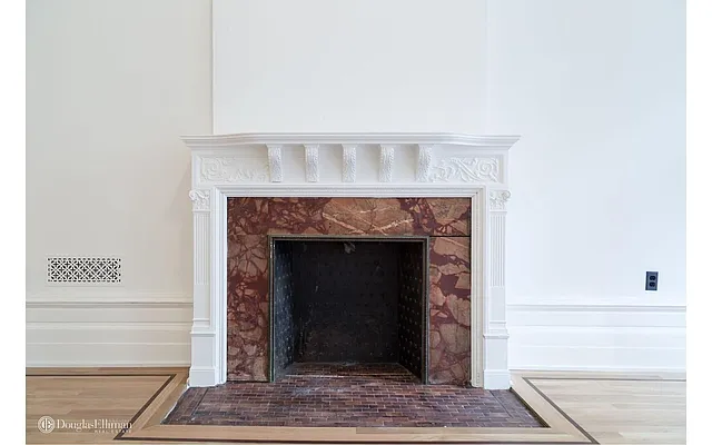 Rented by Douglas Elliman | media 25