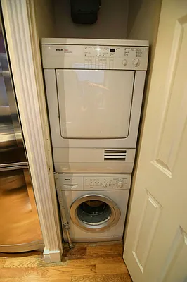 Rented by NYC Holdings Management | media 19