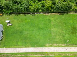 347 Le Belle Maison Dr, Raceland, LA 70394