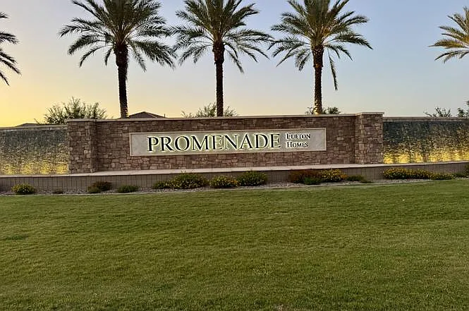 Beautiful rental home in Promenande by Fulton Homes. Close to new IN N OUT, Winco, and other new retail stores. Also close to all Ellsworth Road shopping, Theater and Costco in Queen Creek.