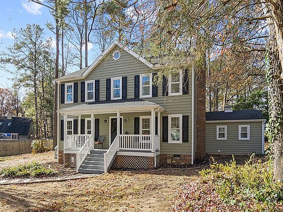 3rd image of 8905 Grinell Ct