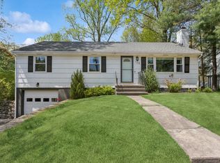 128 West Ave, Darien, CT 06820